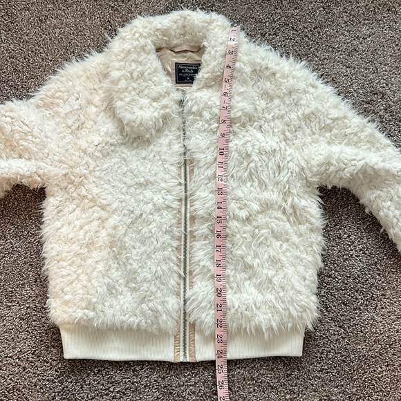 NWT Abercrombie & Fitch faux fur Jacket M - Picture 6 of 11